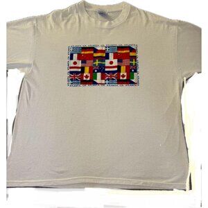 Vintage 90s World flag T-shirt.